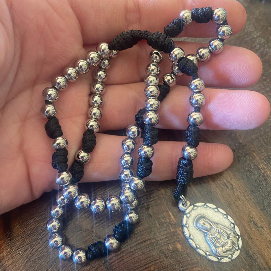 Paracord Pocket Seven Sorrows Rosary