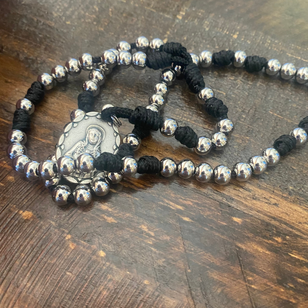 Paracord Pocket Seven Sorrows Rosary