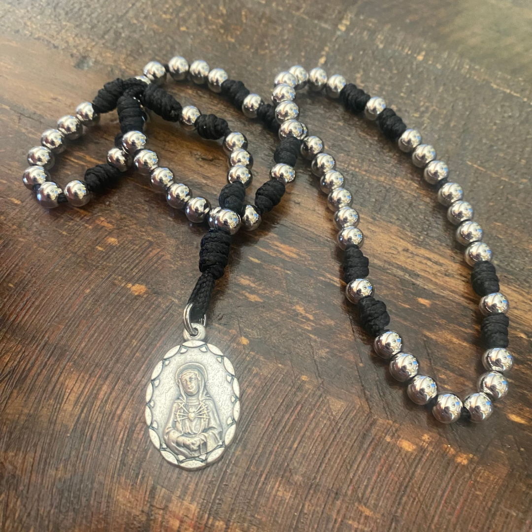 Paracord Pocket Seven Sorrows Rosary