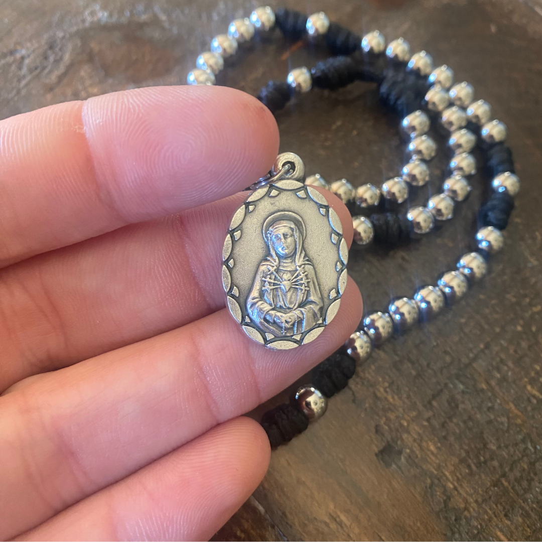 Paracord Pocket Seven Sorrows Rosary