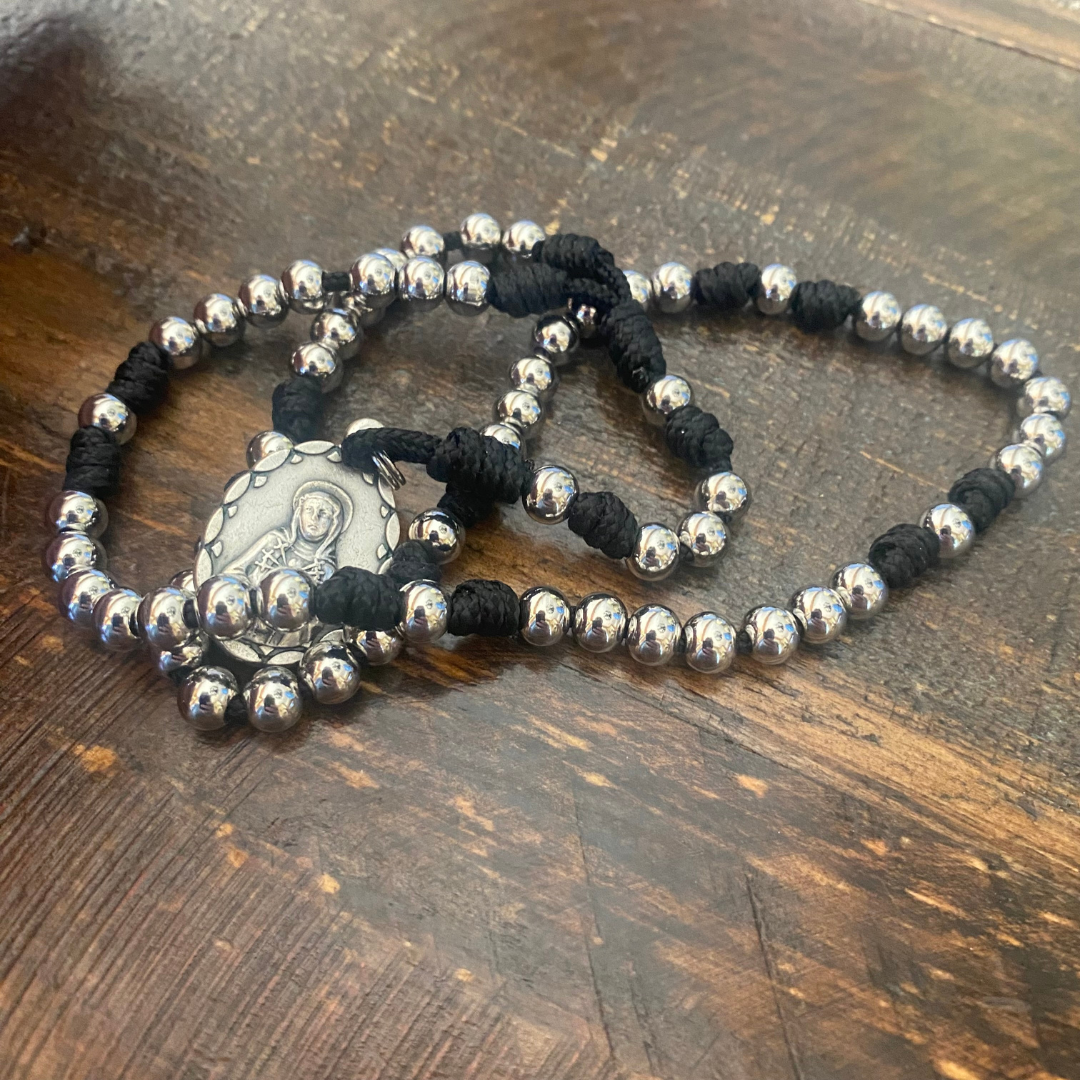 Paracord Pocket Seven Sorrows Rosary